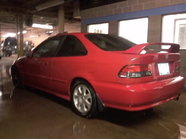 http://i47.photobucket.com/albums/f169/ssperformance/Civic/2000sidriversrear.jpg