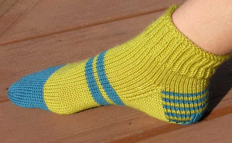 Persnickety Knitter Gallery Blue & Yellow DKWeight Socks