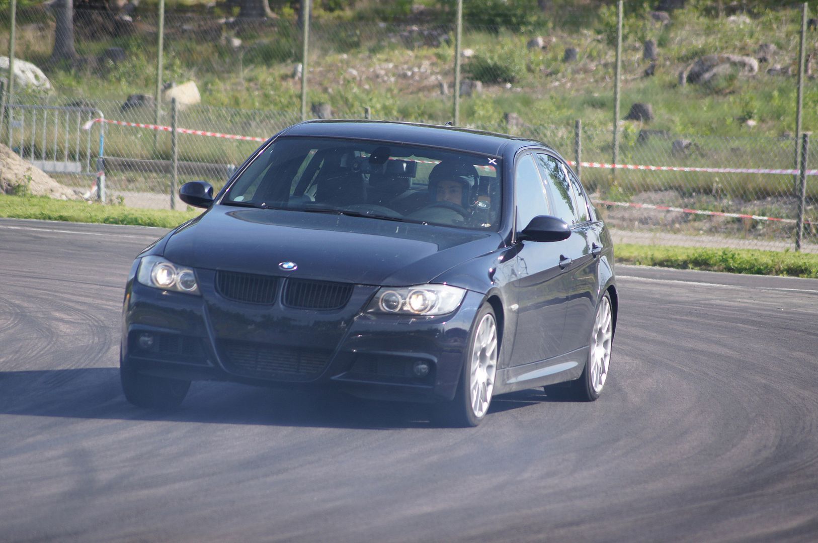 http://i47.photobucket.com/albums/f173/Grumpy_SWE/Bimmers%20Of%20Sweden%202012/DSC02744.jpg