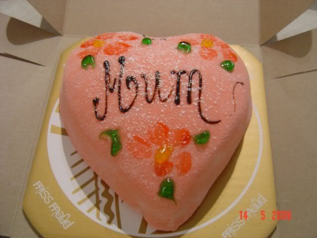 Yummy Princess cake... in Pink!