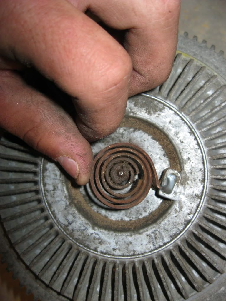 How to remove fan clutch S10 Forum