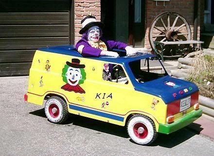 clown truck