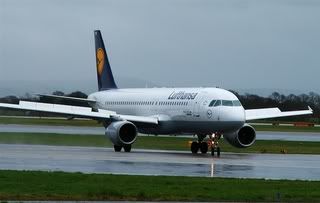 http://i47.photobucket.com/albums/f188/012tom012/LUFTHANSA320MediumSmall.jpg