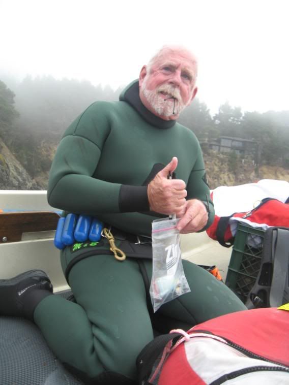 AUG08dive004.jpg