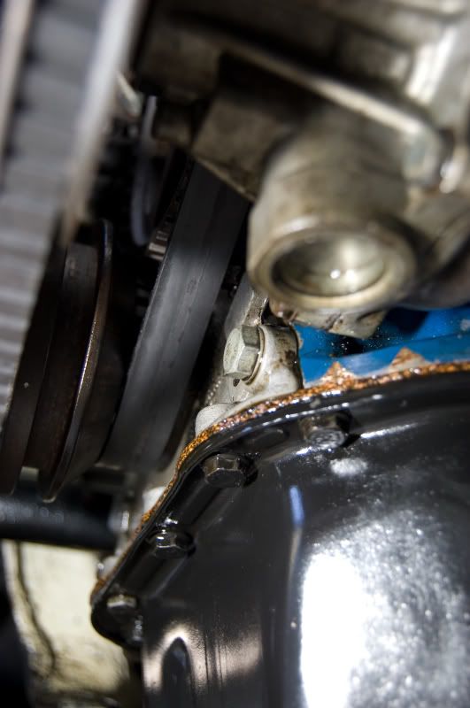 Leaking at Crankshaft Pulley... VW Vortex Volkswagen Forum