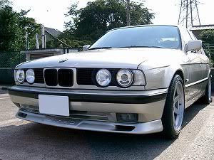 E34-030929C.jpg