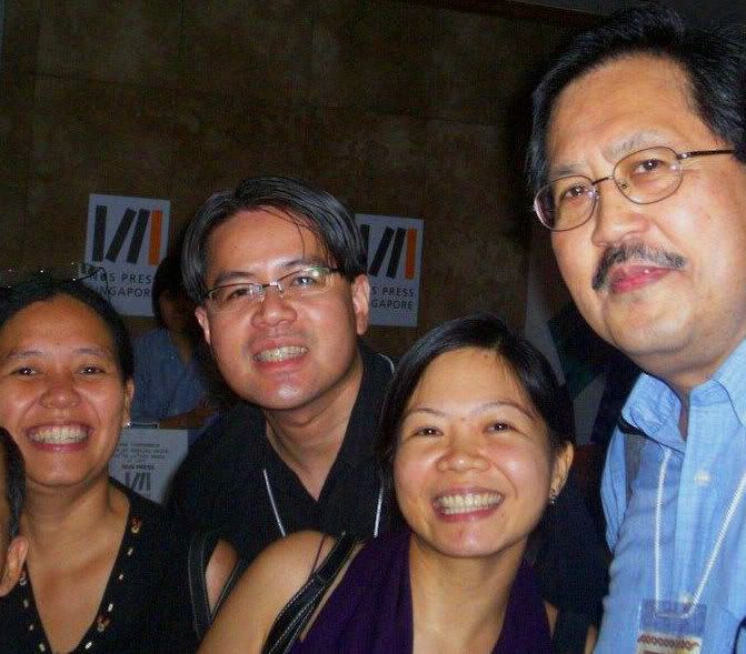 http://i47.photobucket.com/albums/f199/surfsam/iaha%20conference%20manila%20nov%2018-28%202006/wNUSpeople.jpg