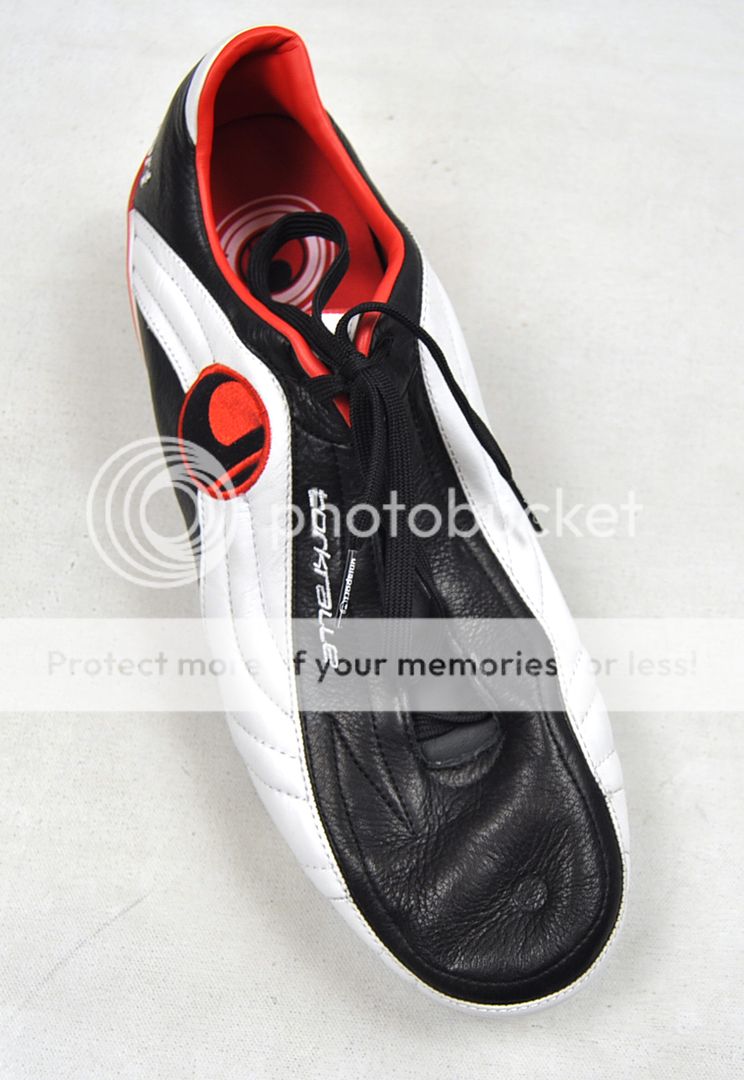 Uhlsport Torkralle Black White Red Goalkeeper Soccer Cleats Shoes 11.5 