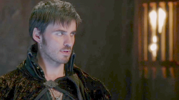 th_OnceUponaTimeCaptainHookQueenRegina1.gif?t=1354541349