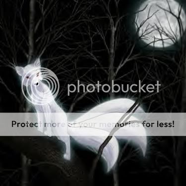 http://i47.photobucket.com/albums/f173/Angelic_Demonic_Cat/whitefox.jpg