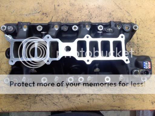 Edelbrock Performer RPM II upper and lower intake black | Ford Mustang ...