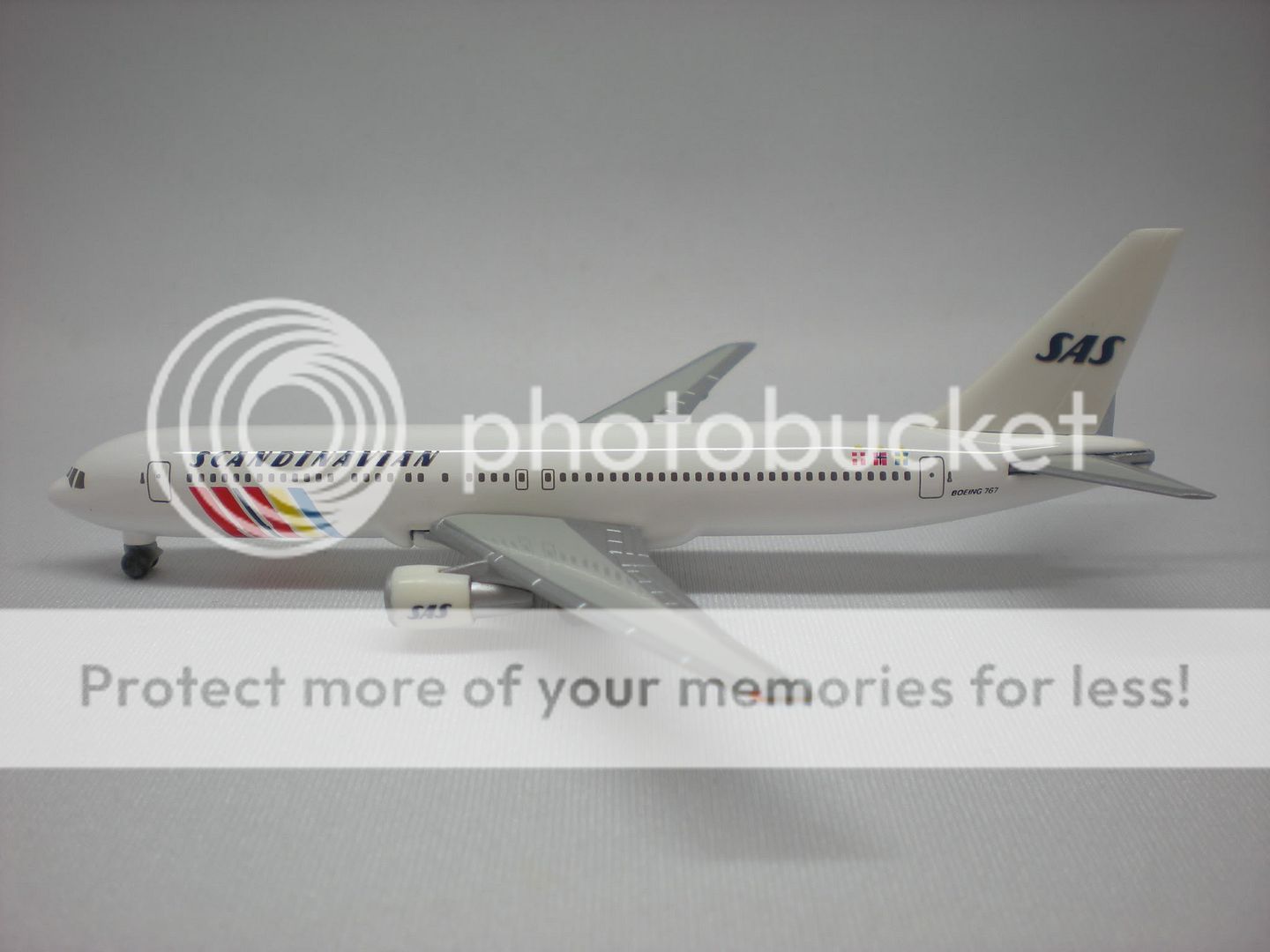 Herpa Wings SAS Scandinavian Airlines Boeing 767 300ER  